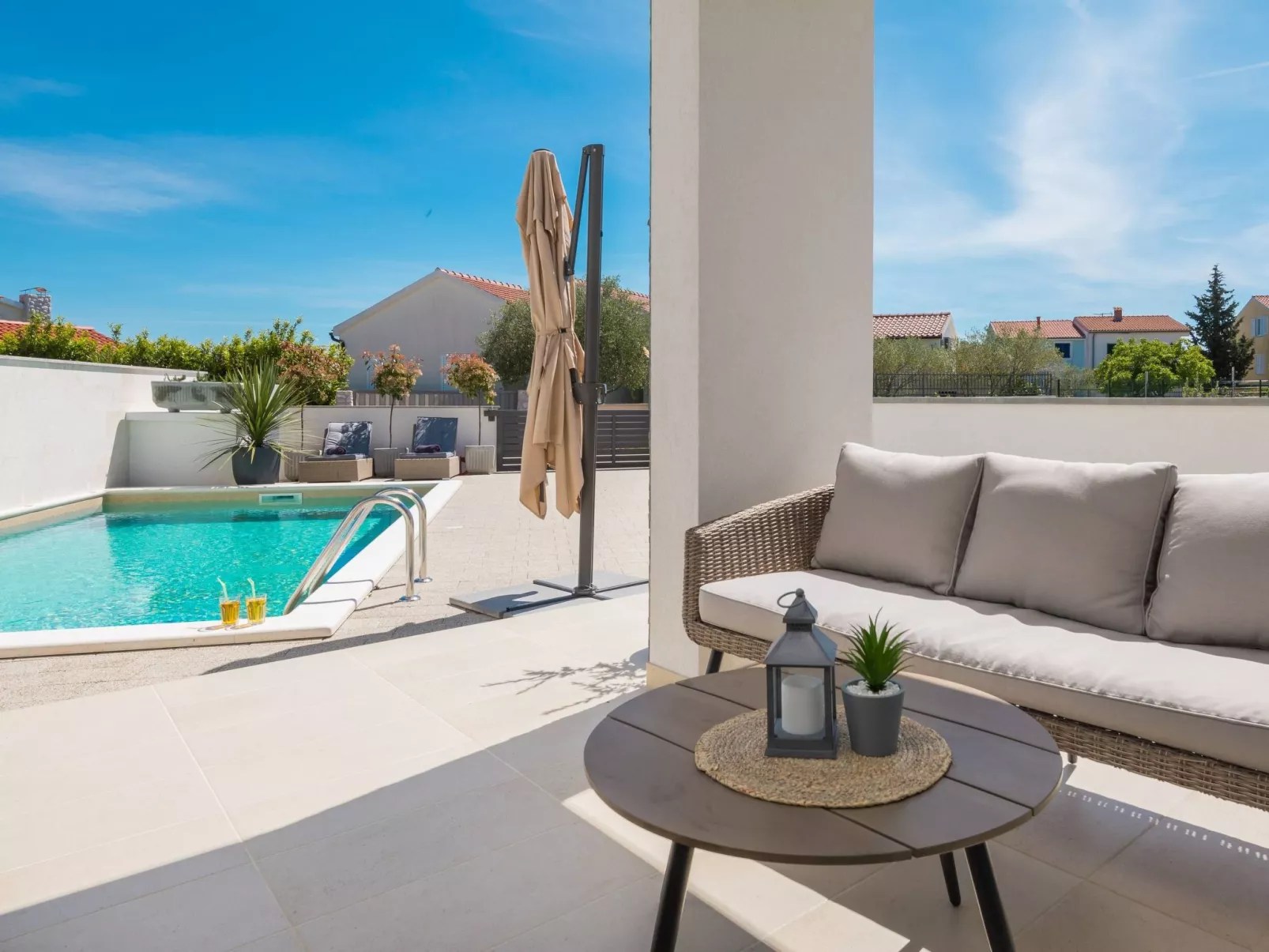 Mit Privatpool für 7 Personen ca. 119 m&sup2; in Jadrija, Dalmatien (Gespanscha - Image-tags.info