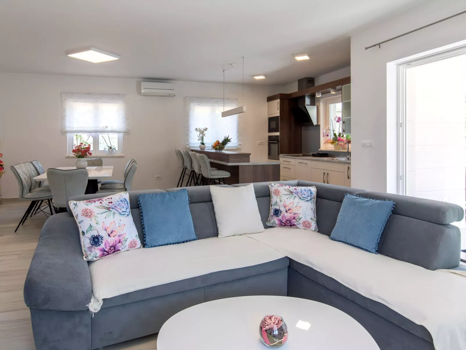 "Villa Magdalena" mit privatem Pool - Image-tags.info