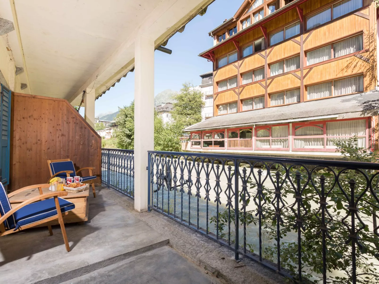 Lou Lou Apartment - Image-tags.info