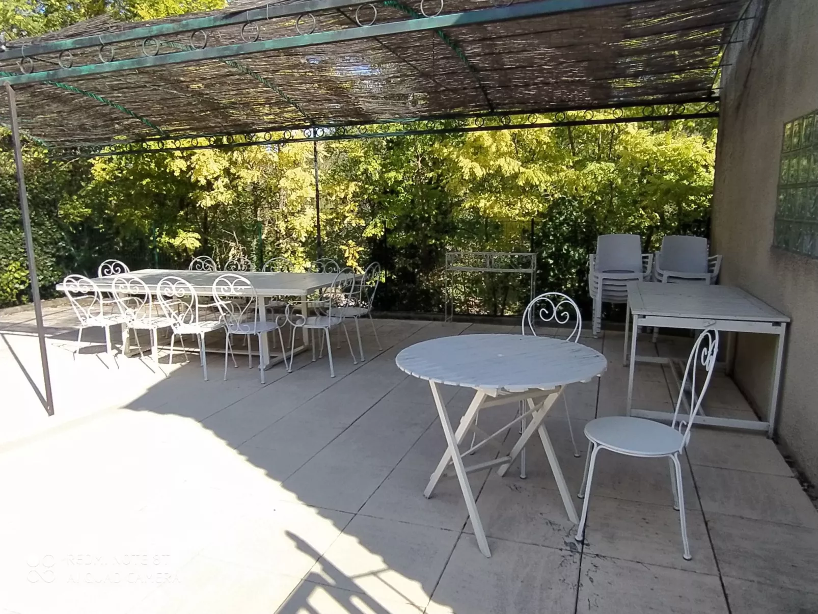 Schöne provenzalische Villa Les Carlets mit Pool - Image-tags.info