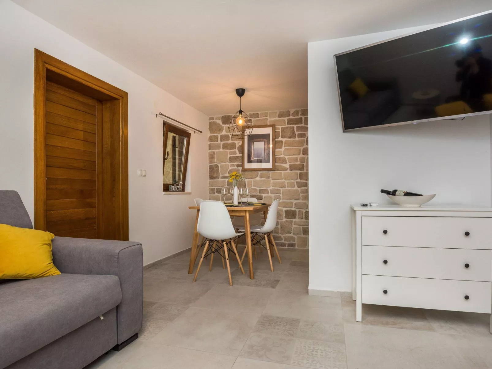 Apartment Malcic 1 - Image-tags.info