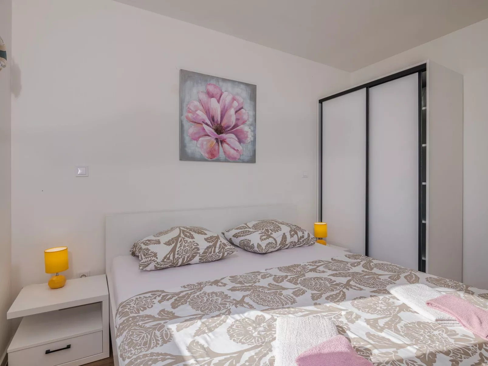 Martina 1 - Image-tags.info