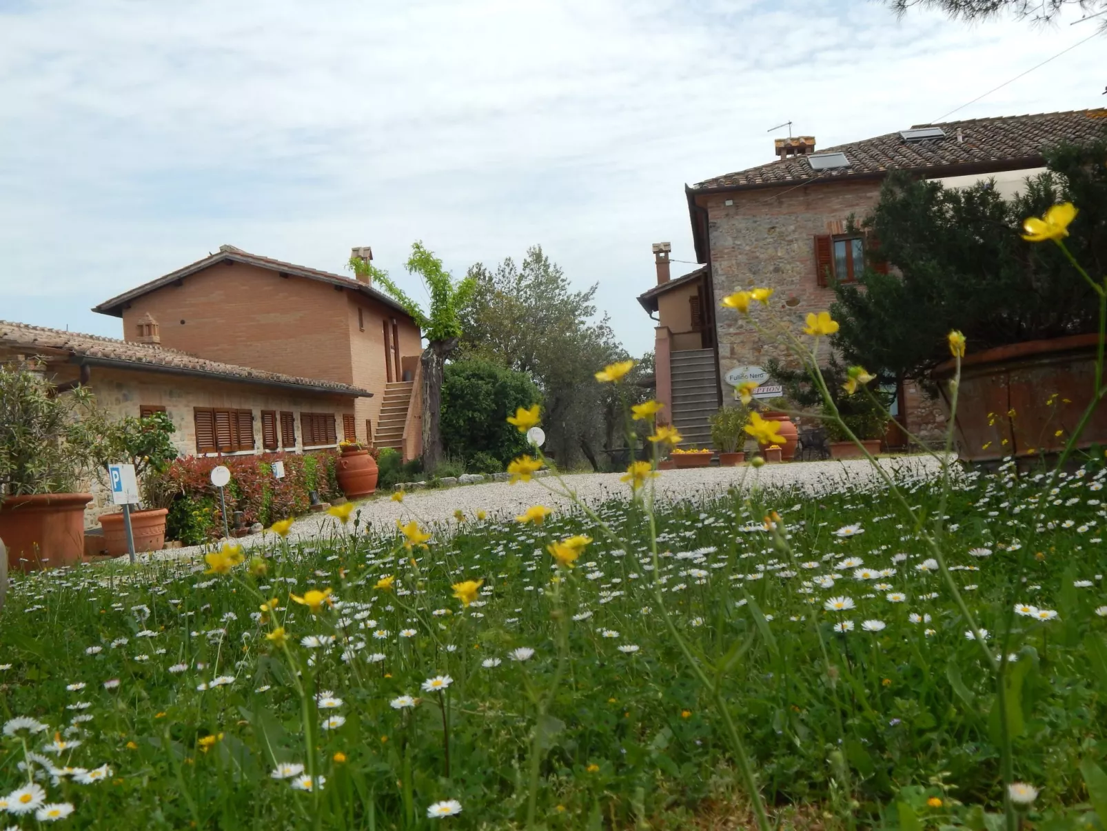 Studio im ersten Stock eines Landhauses - Image-tags.info