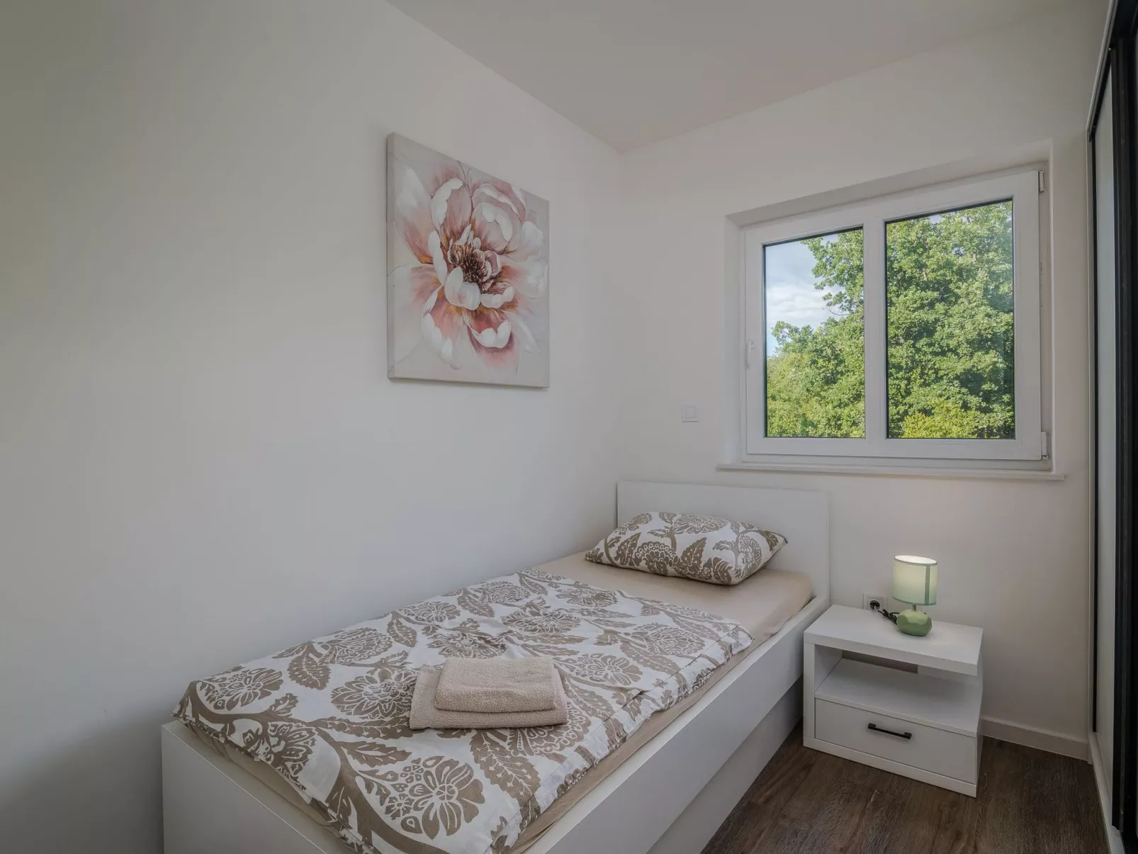 Martina 4 - Image-tags.info