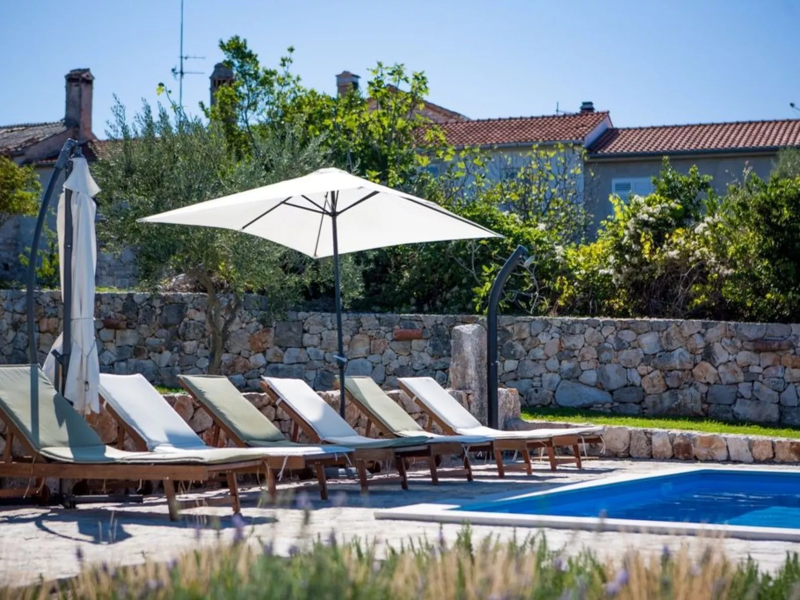 Villa "Oravec" mit Garten, Grill und Terrasse - Image-tags.info