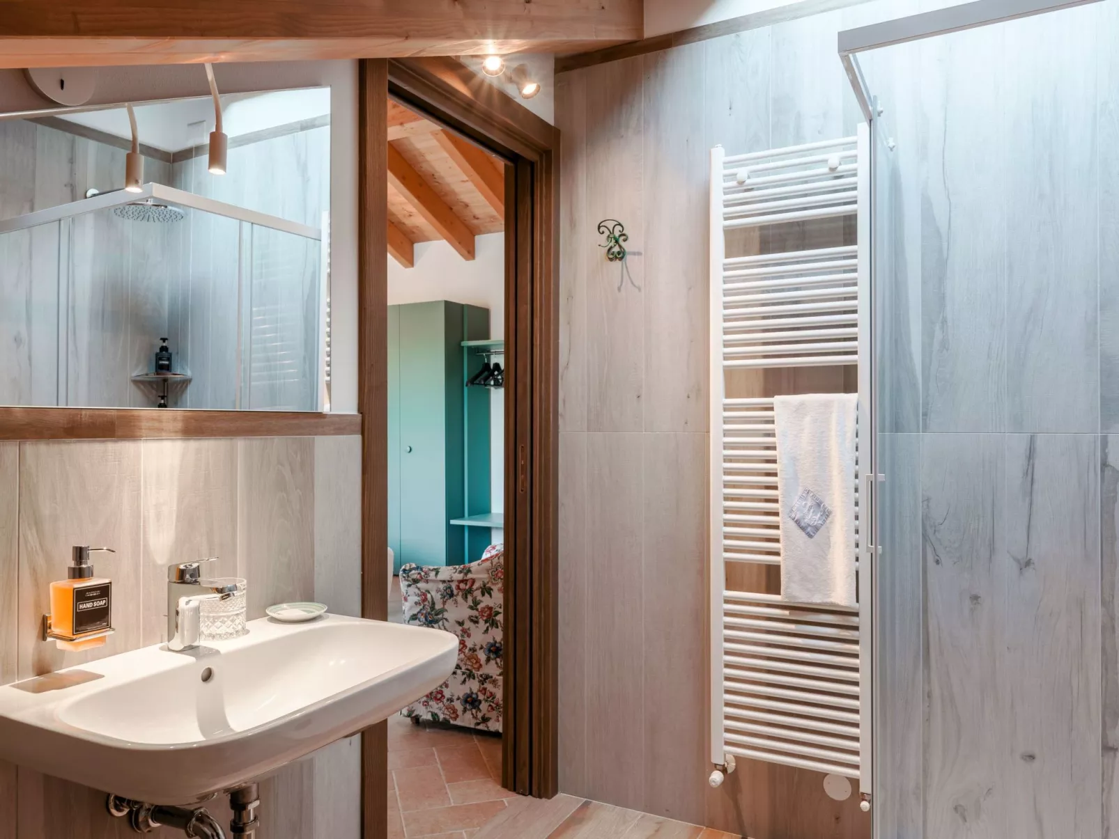 Penthouse - Doppelbett und Doppelschlafcouch - Image-tags.info