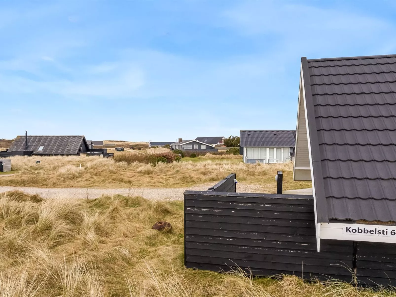 "Launo" - 300m from the sea - Buiten