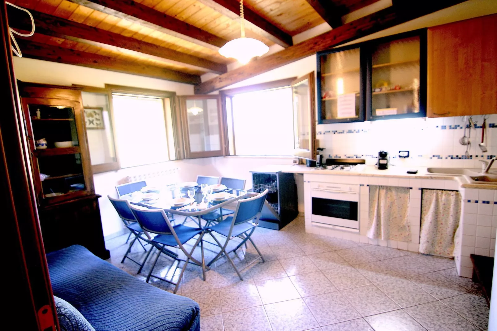 Villaseasicily 16p - Eetkamer