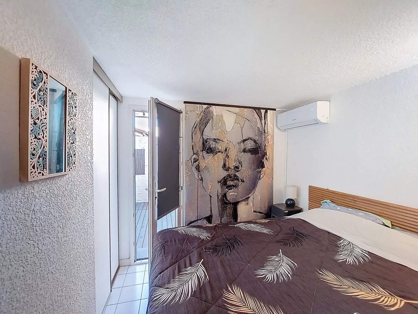 Les Ondines 1 - Binnen