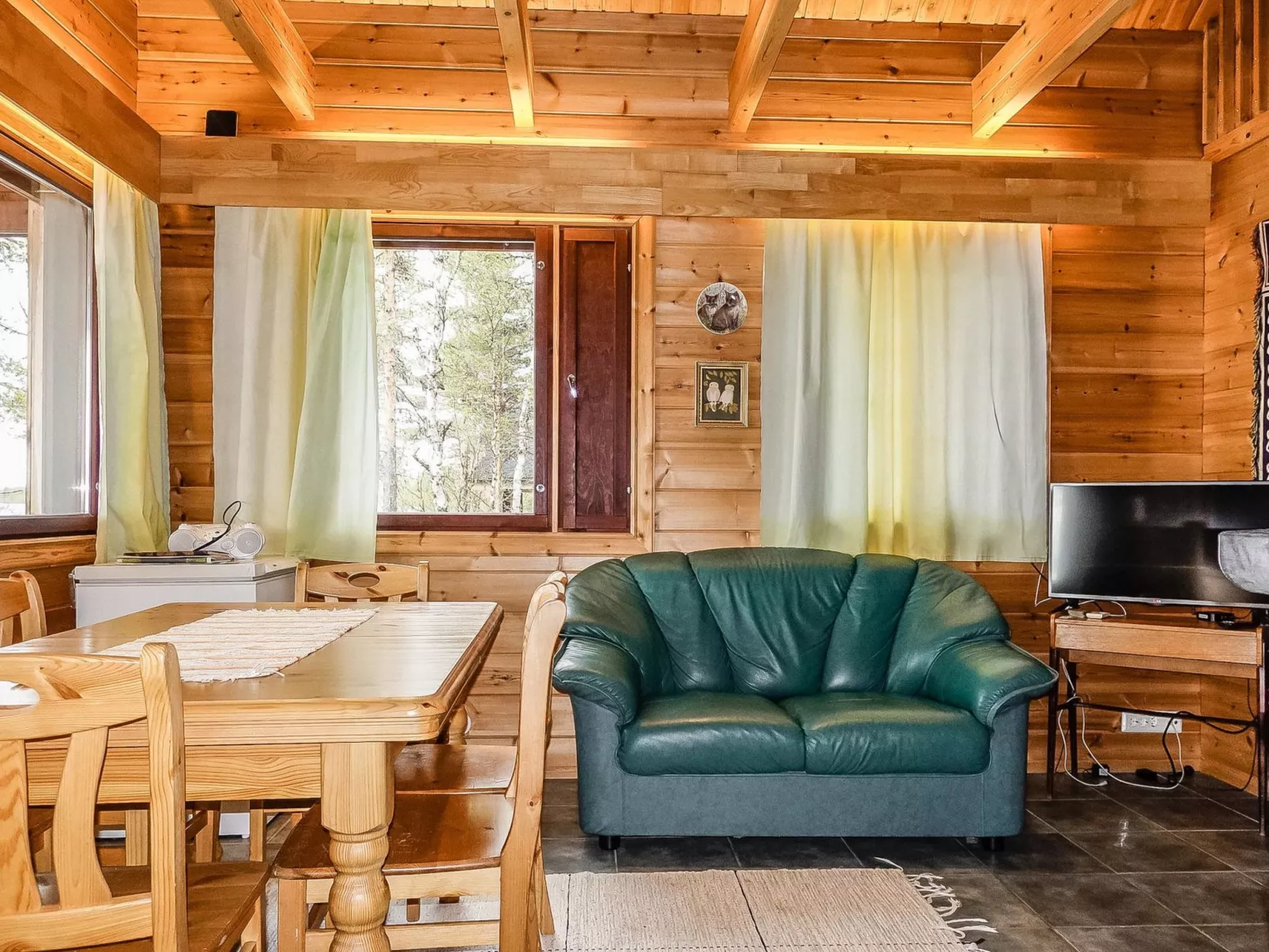 Luongasloma 2 - Binnen