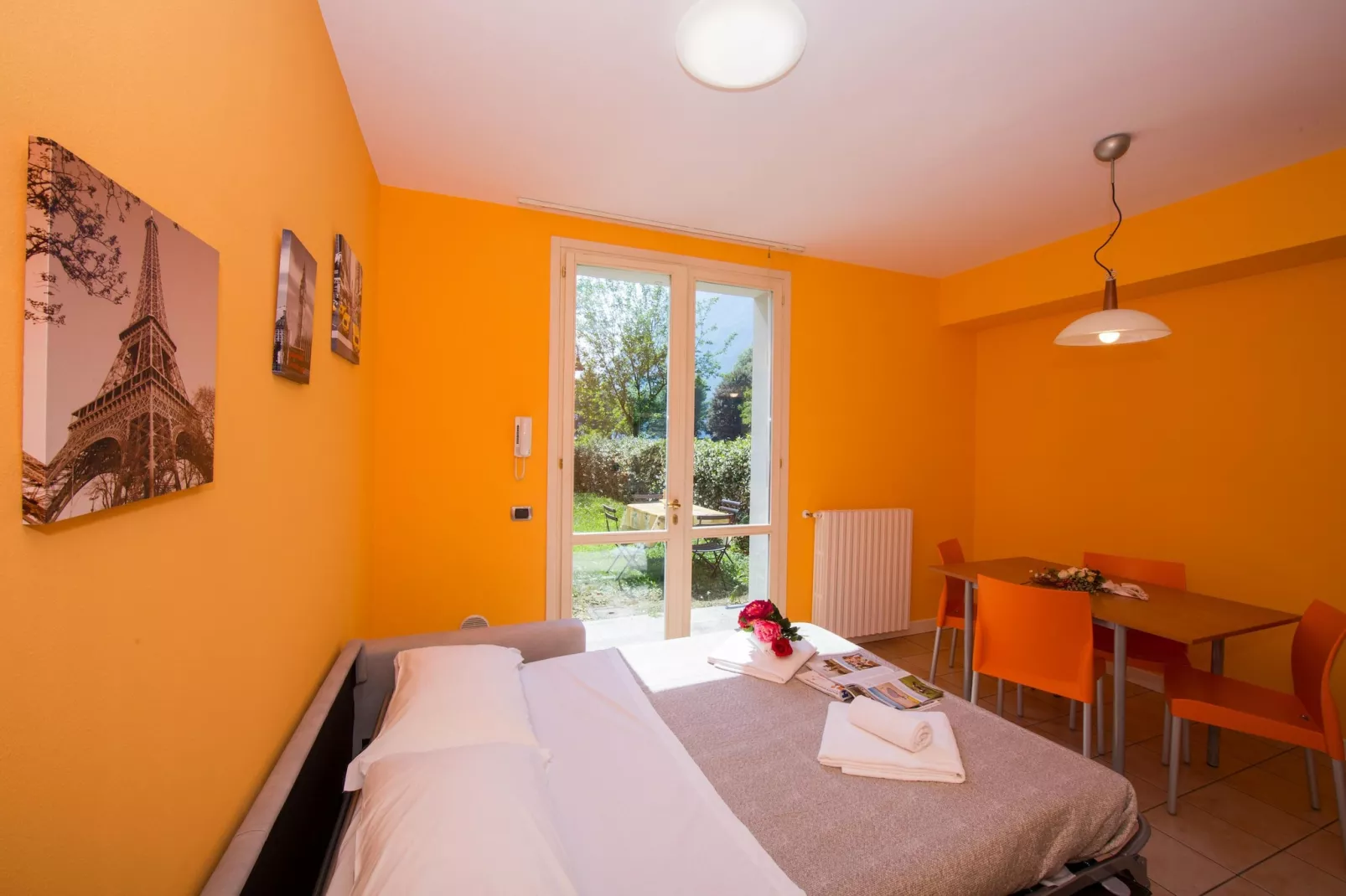 RESIDENCE PORTO LETIZIA - VILLAS-BILOCALE 4 PAX VISTA LAGO PLUS 8215 - V1LP4 - Woonkamer