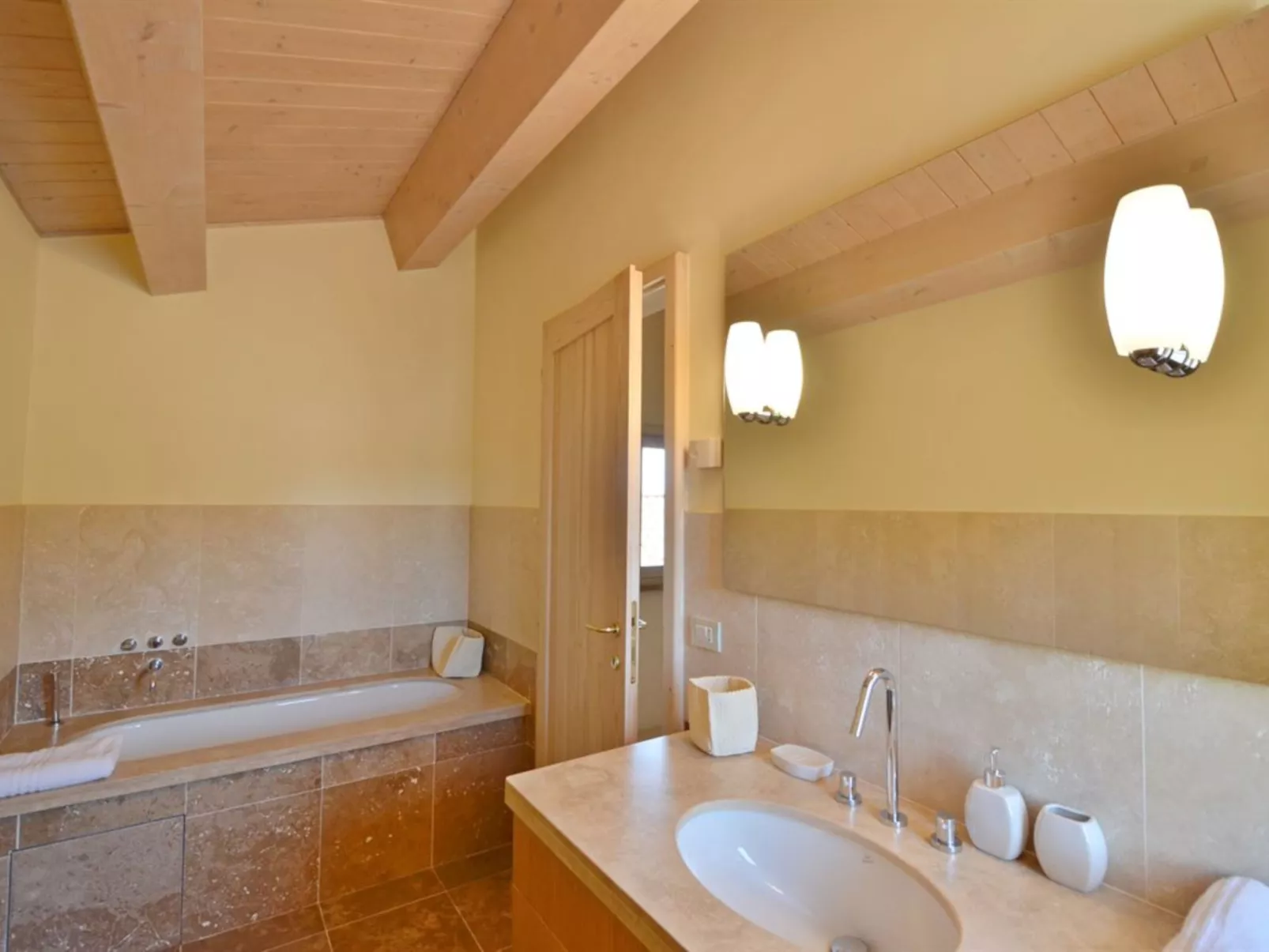 Villa Aquila - Binnen