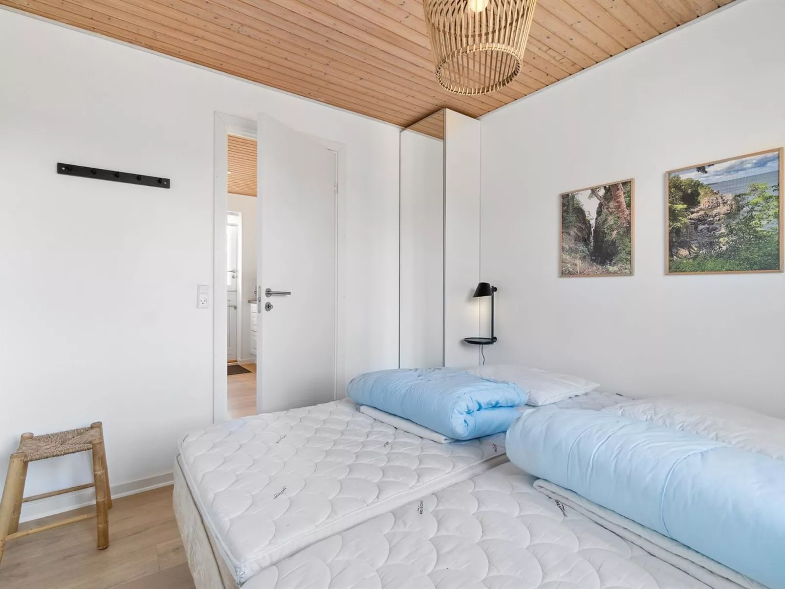 "Peadda" - 150m from the sea-Binnen