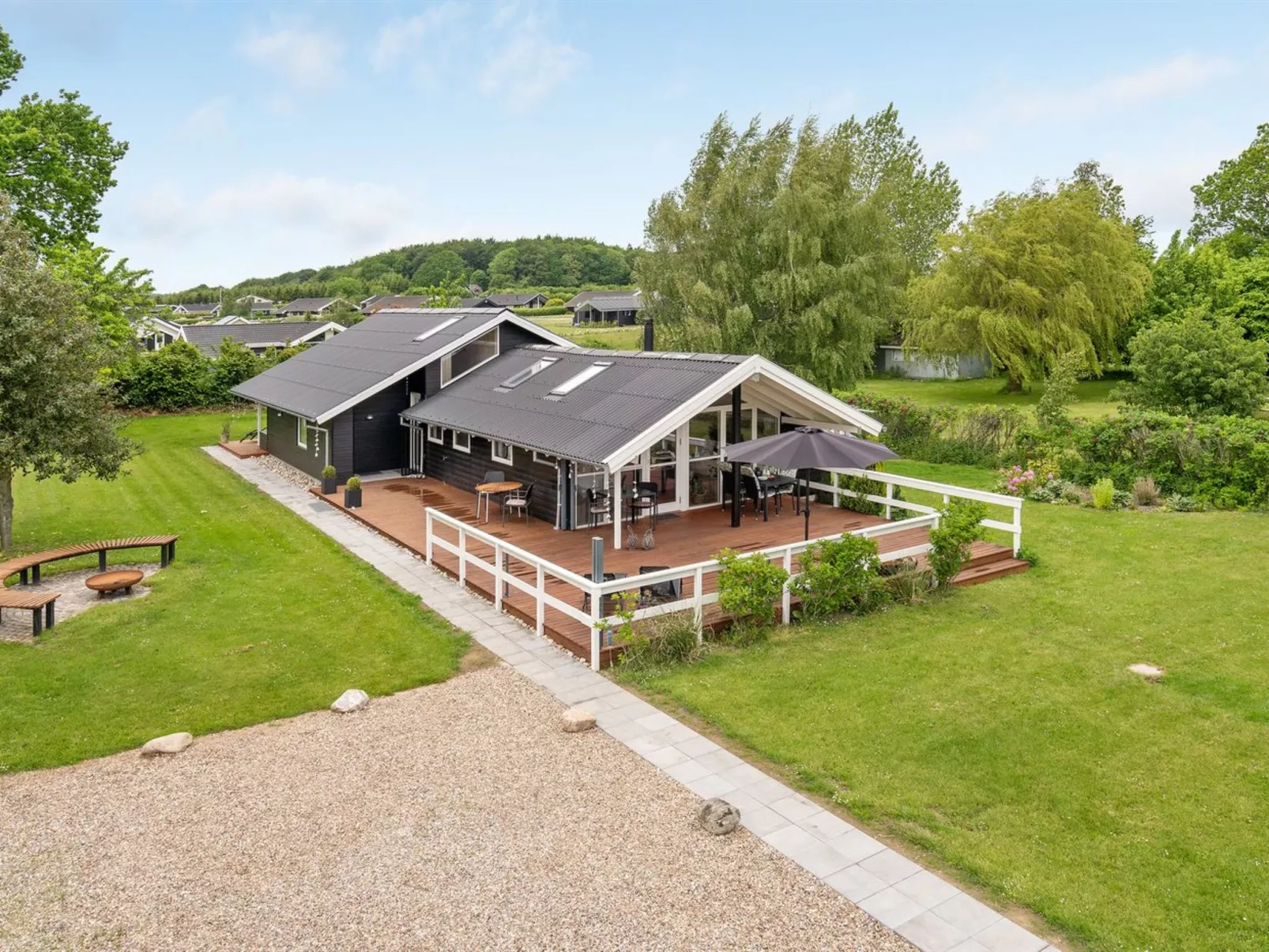 "Flicka" - 275m from the sea-Buiten