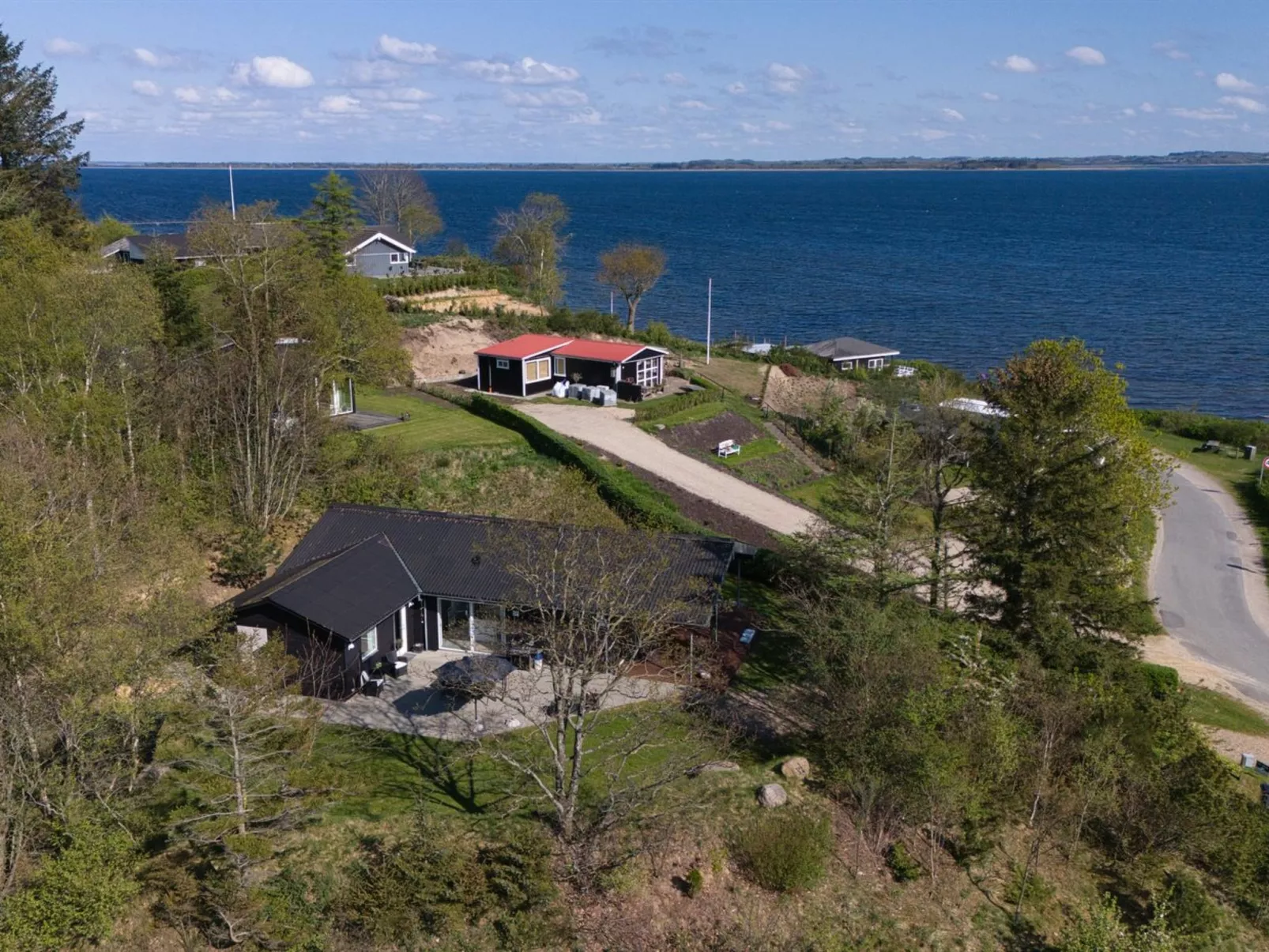 "Elissa" - 50m to the fjord-Buiten