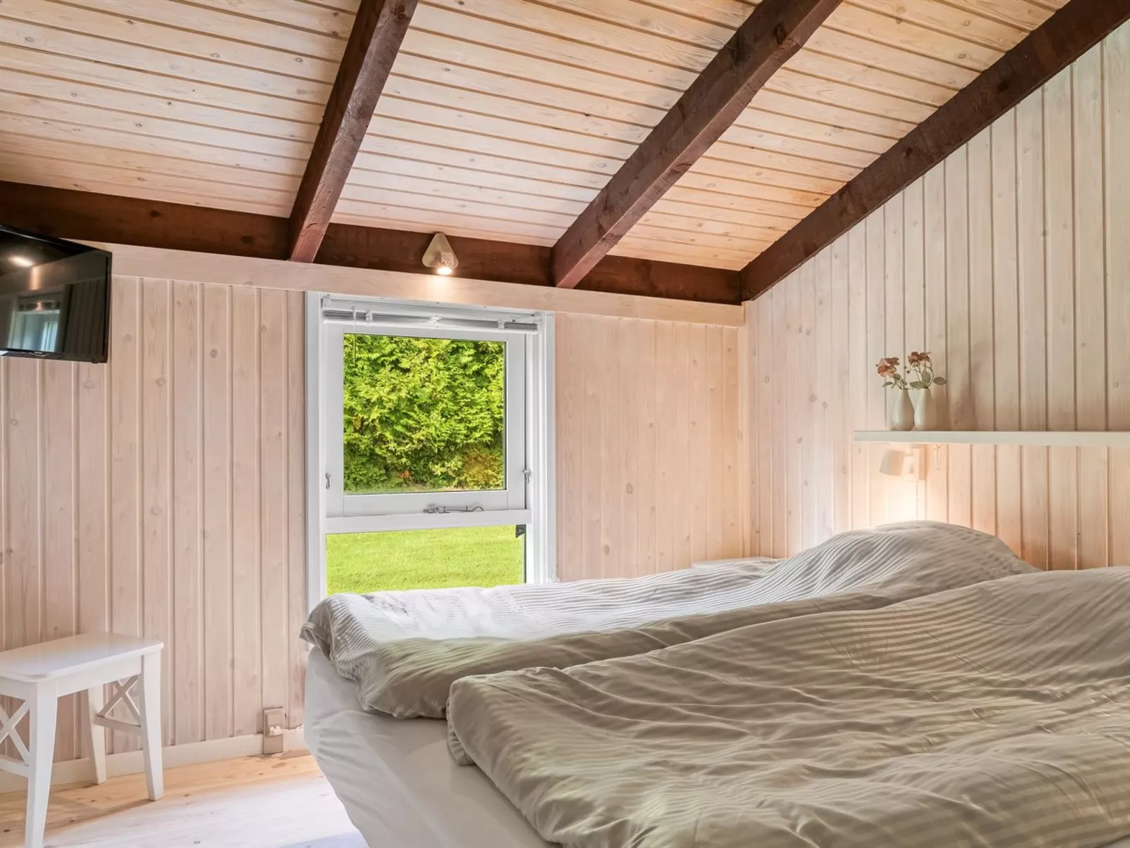 "Ingimar" - 2.2km from the sea-Binnen