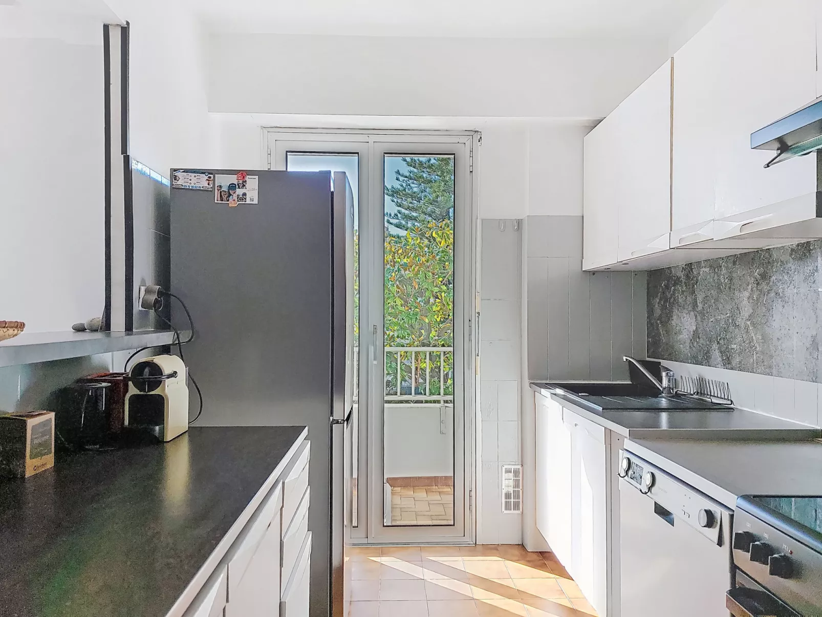 Le Clos tranquille-Binnen