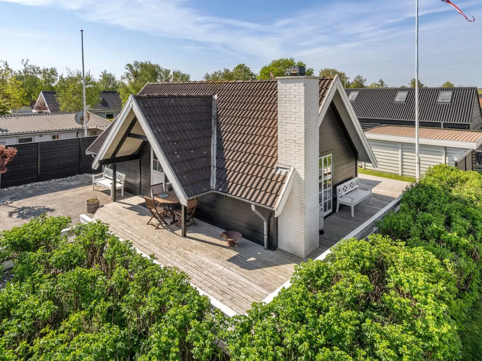 "Ulv" - 25m from the sea-Buiten