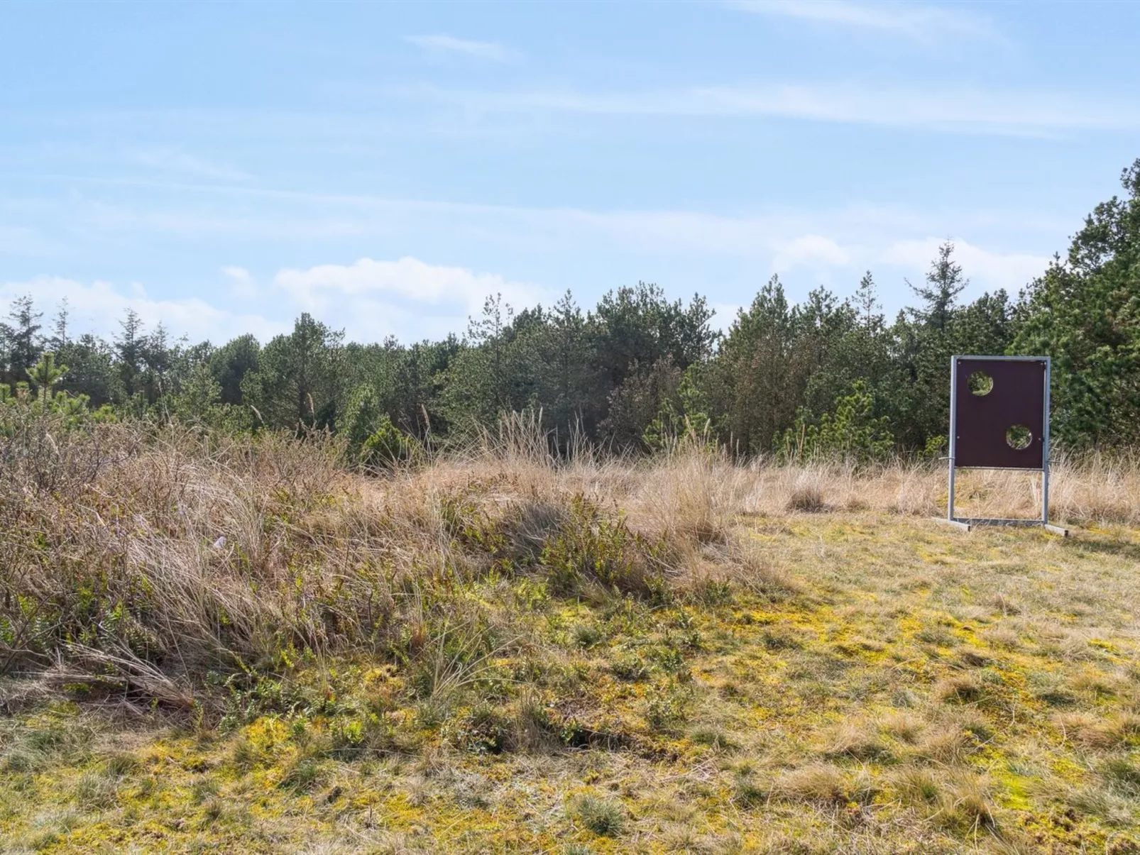 "Vappu" - 400m to the fjord-Buiten