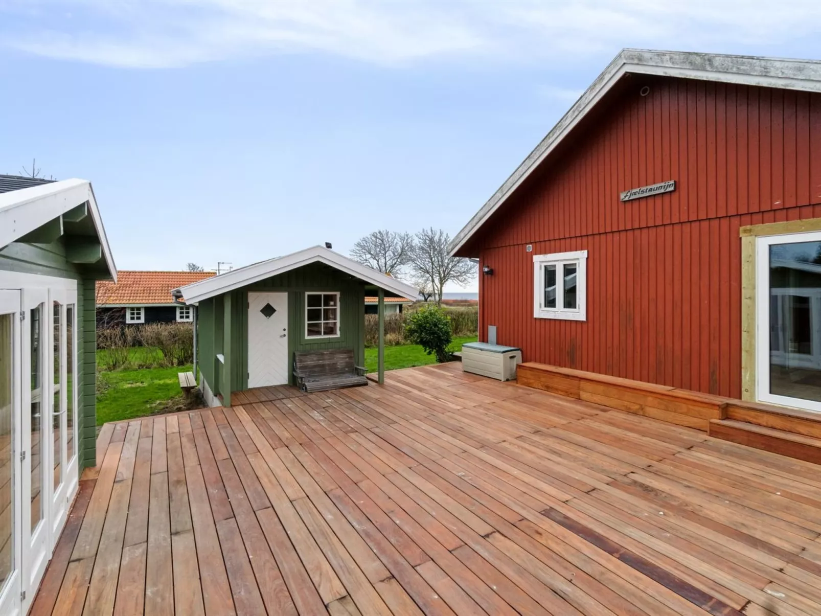 "Marlies" - 300m from the sea - Buiten