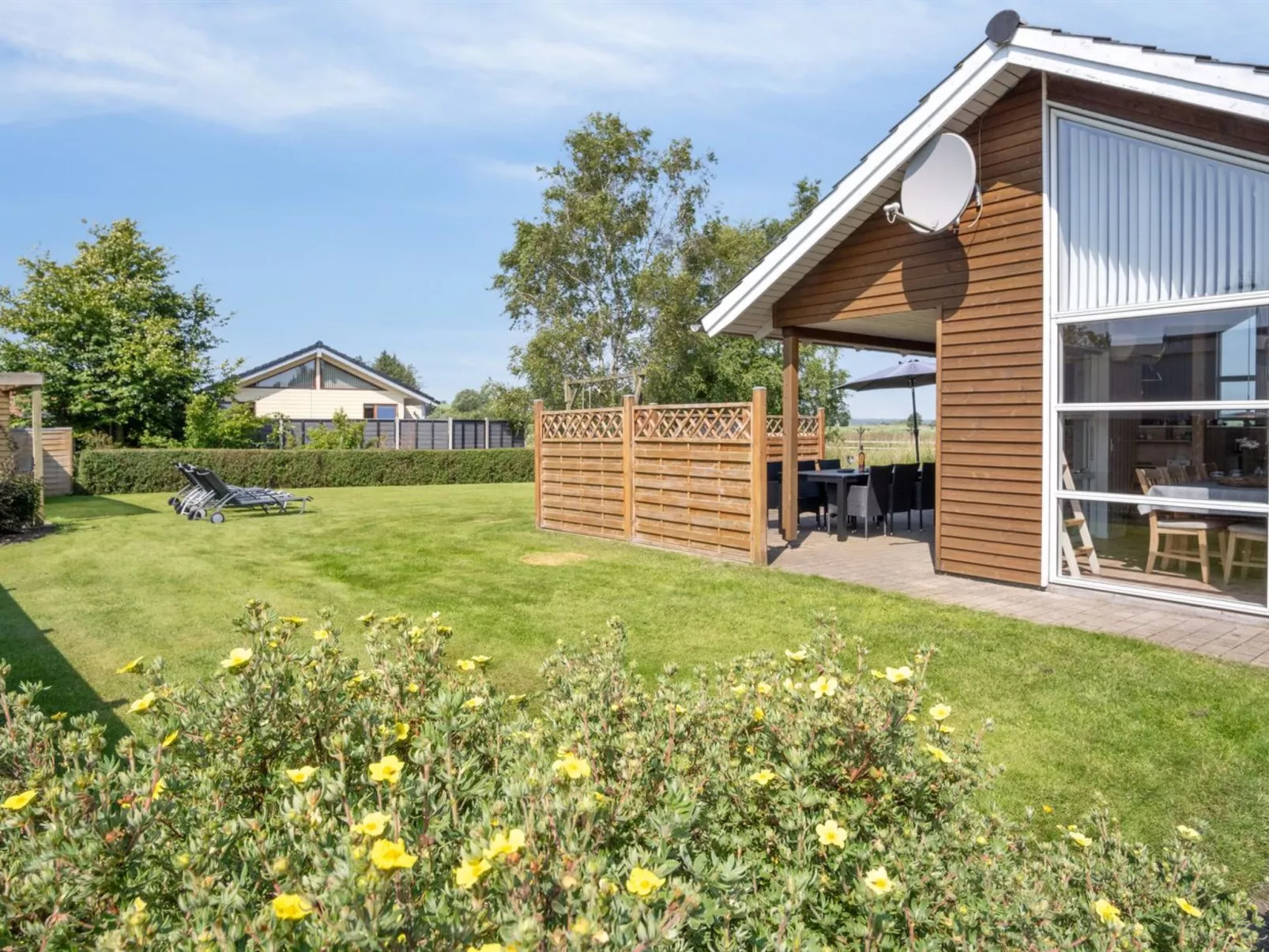 "Neno" - 100m from the sea-Buiten