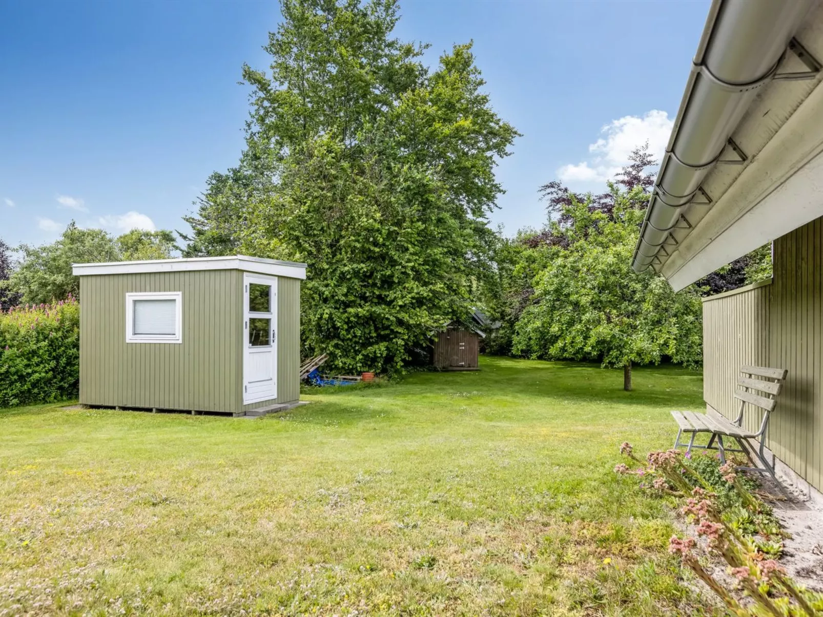 "Emiljan" -  from the sea-Buiten