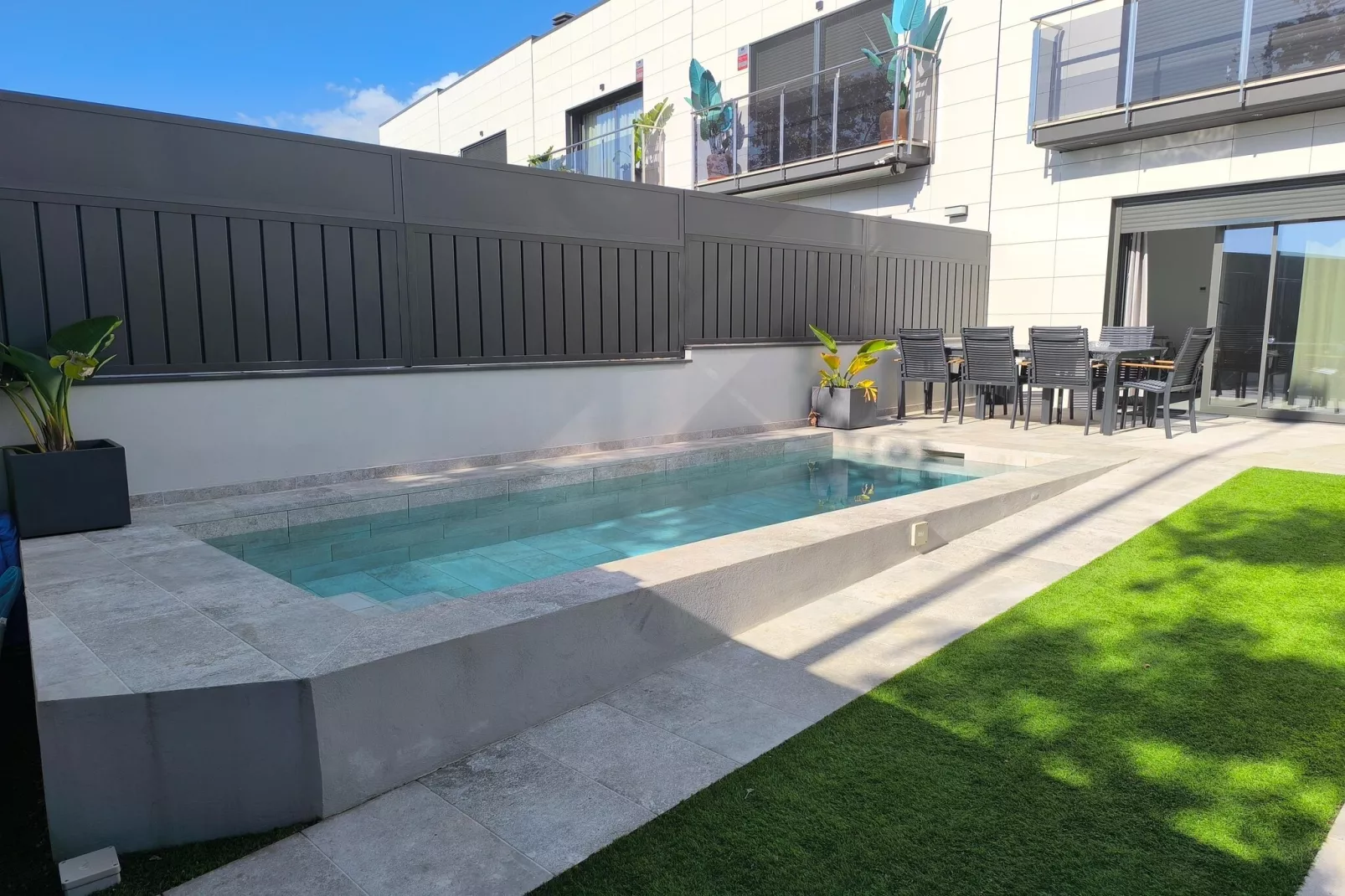 Villa Moncerrat - Zwembad