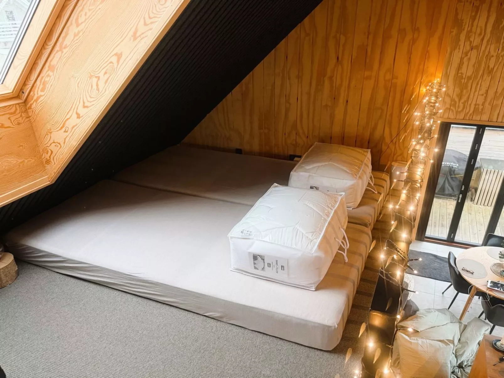 "Greta" - 125m from the sea-Binnen