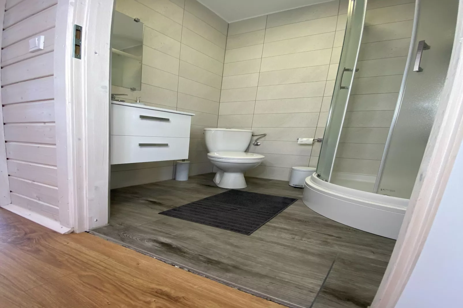 	Domki niedziela / niedziela dla max 6 osób Dąbki-Badkamer