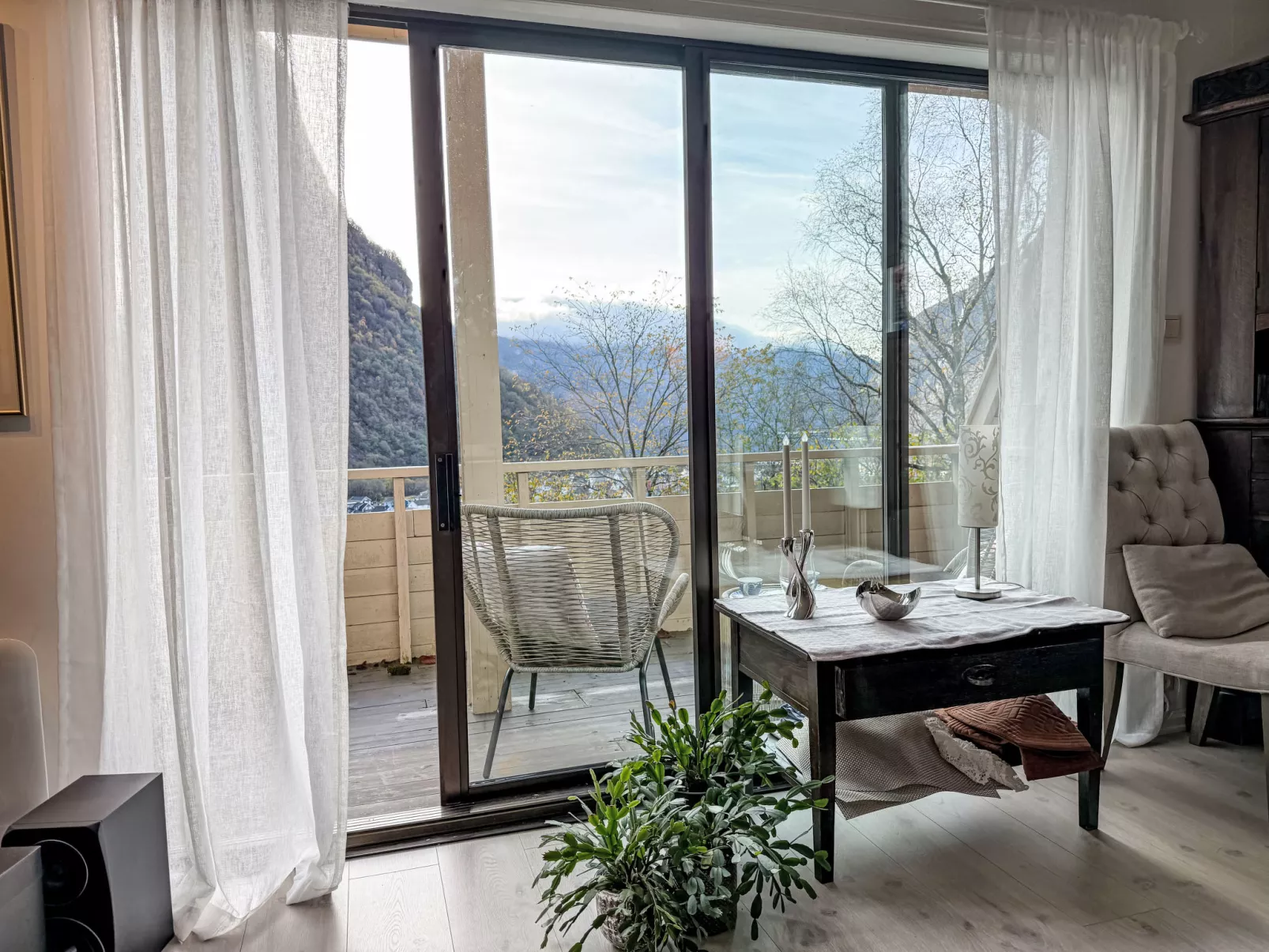 Høyanger Panorama - Binnen