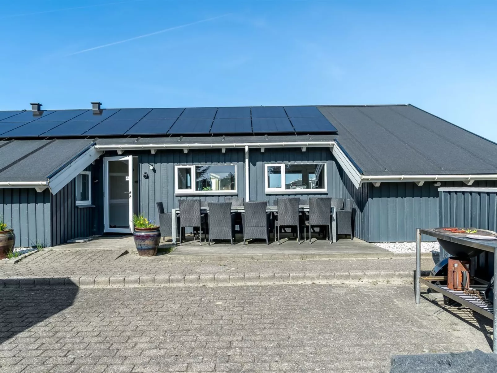 "Månviva" - 250m from the sea - Buiten