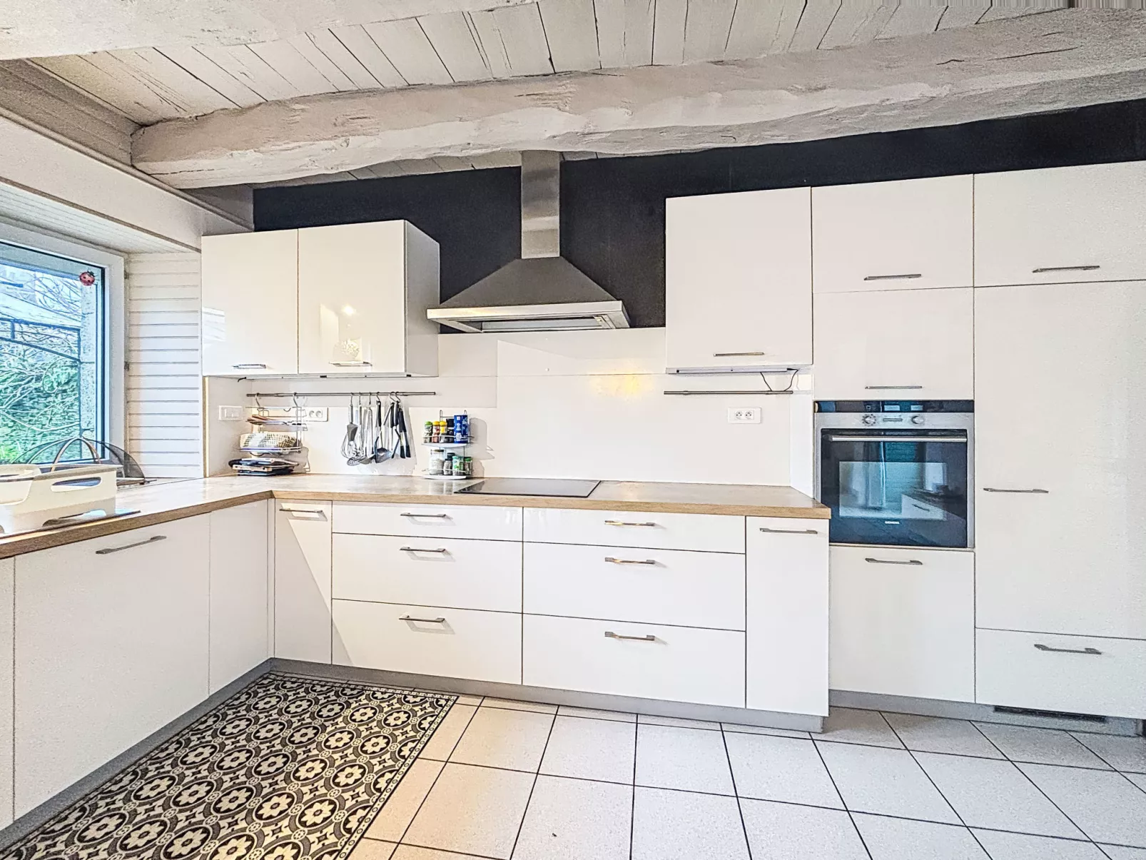 Maison du Paradis - Binnen