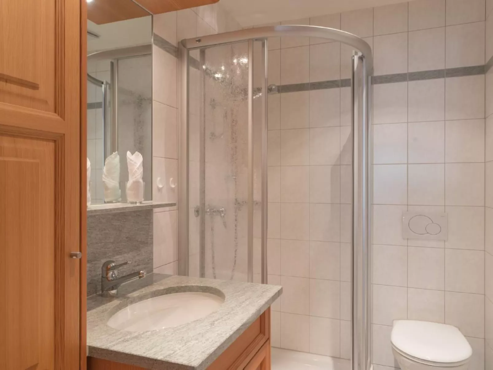 Chesa Trais FluorsC3 - Image-tags.info