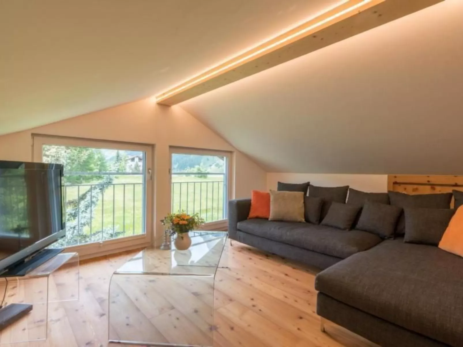 Chesa Lagrev 1 - Image-tags.info