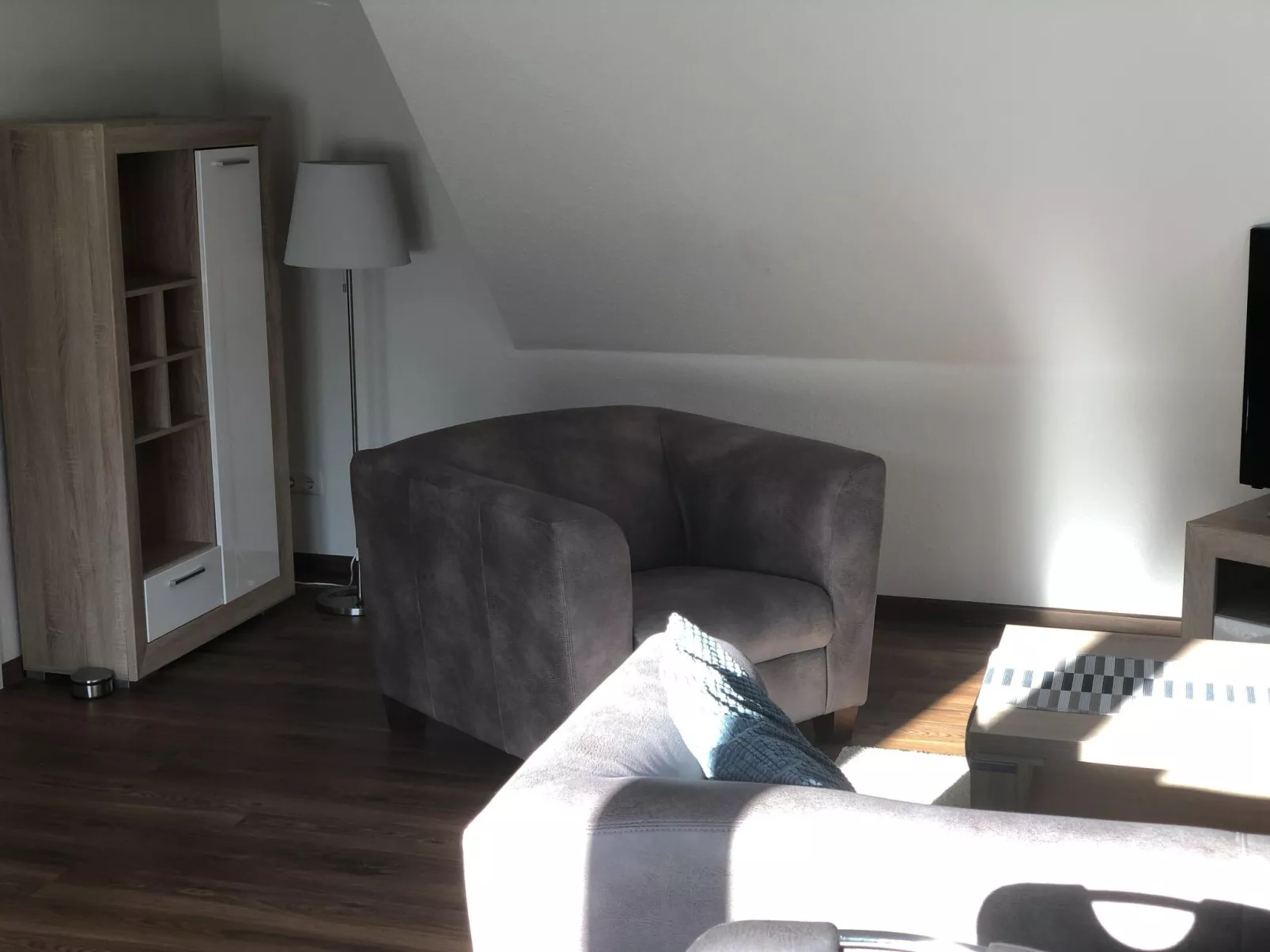 "Schleie" direkt am Stausee - Image-tags.info