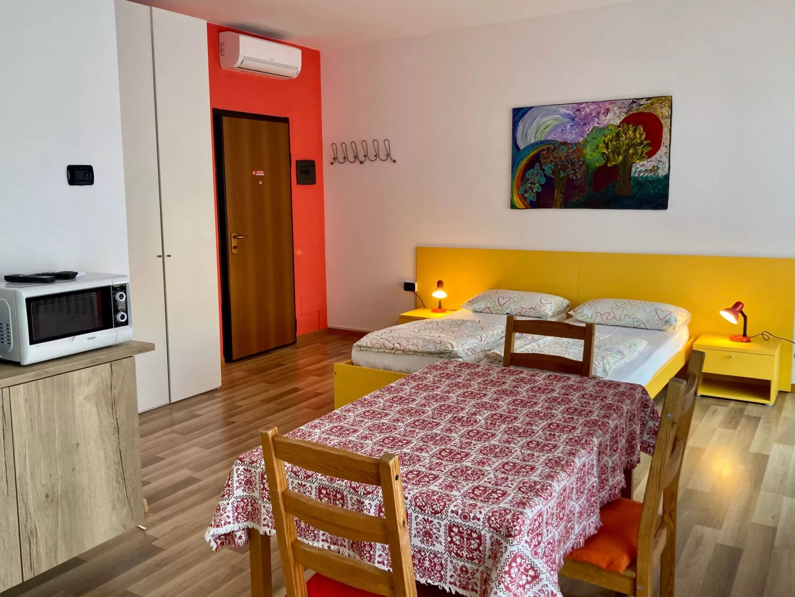 App nr. 2 - Image-tags.info