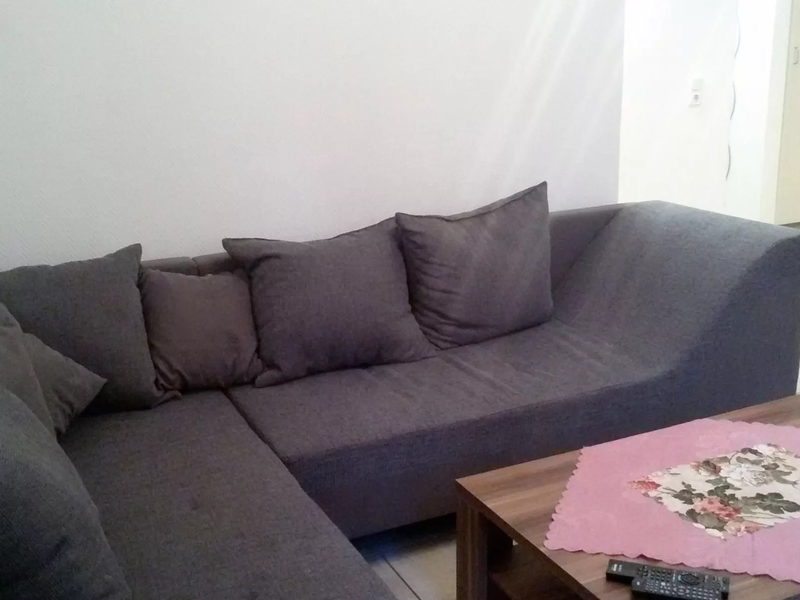 Wohnung in einem historischen Gebäude mit Balkon und Blick auf die Mosel - Image-tags.info