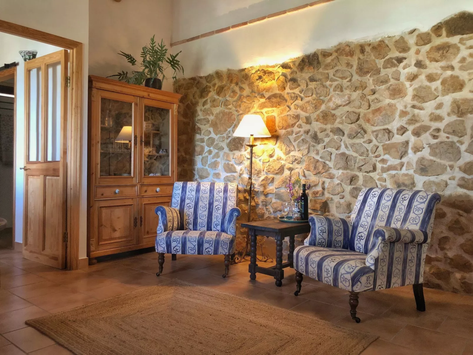 Leerstehendes Haus "Can Elisa" - Image-tags.info