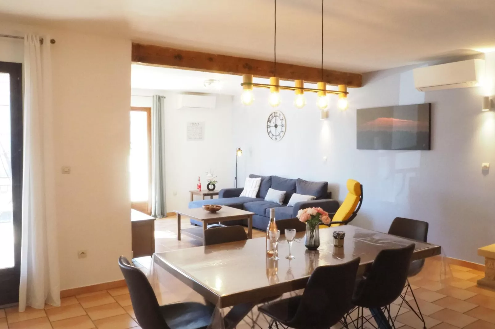 Ferienhaus in Vaison-la-Romaine-Woonkamer