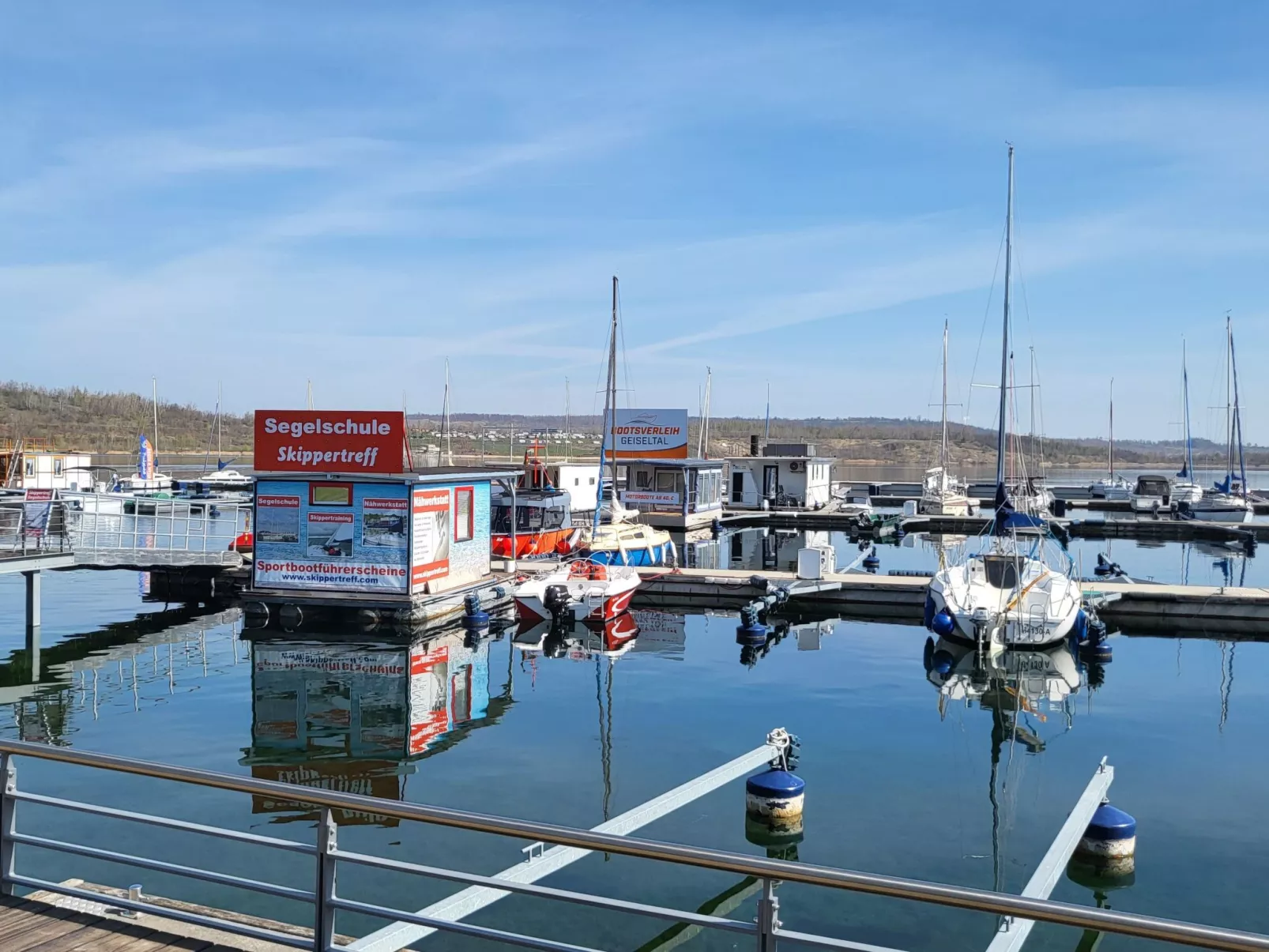 Seehaus Pippa mit Sauna und Whirlpool direkt am See - Image-tags.info