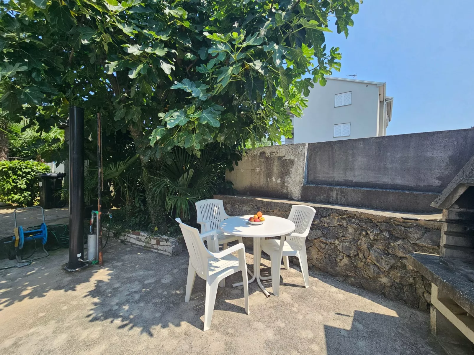 "Buza" mit eigenem Balkon - Image-tags.info