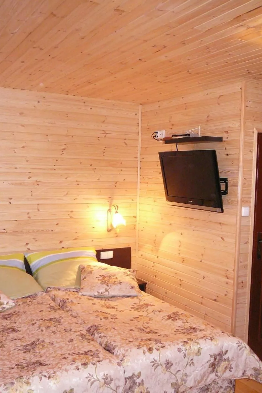 In Swarzewo mit Garten, Terrasse und Grill-Image-tags.info