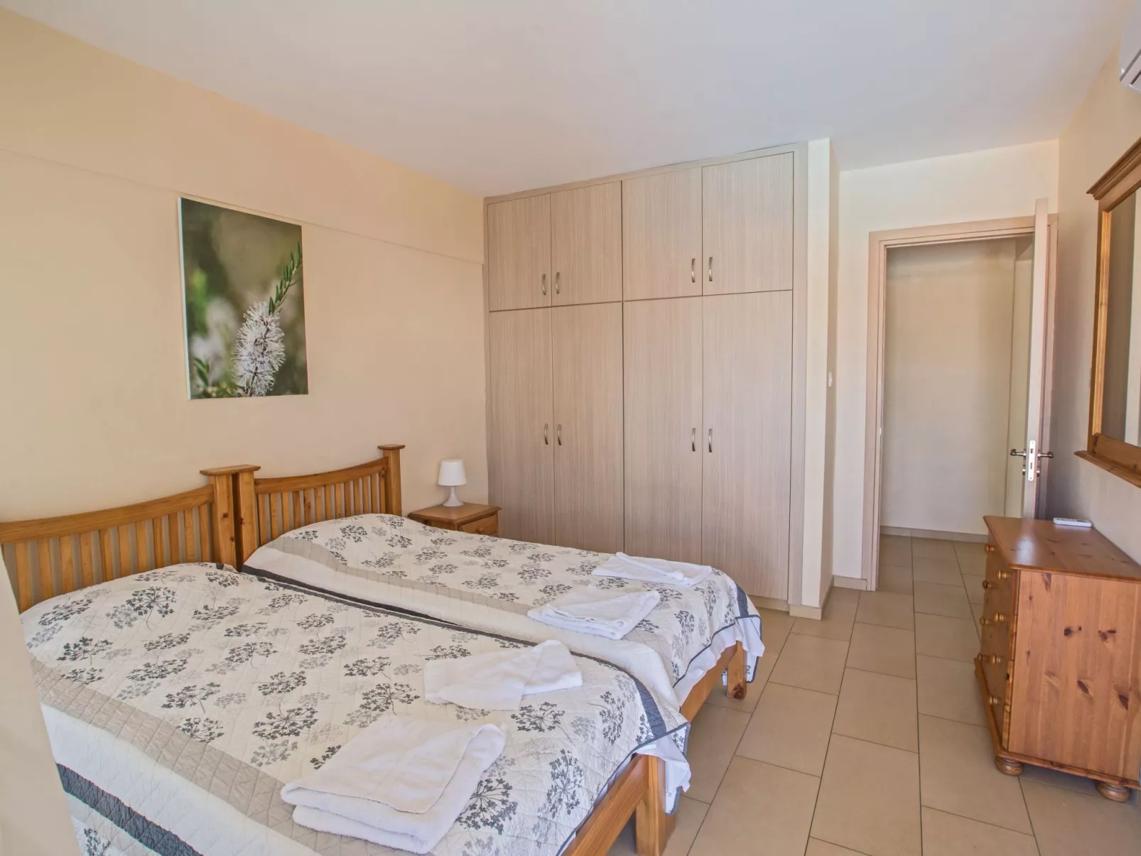 Geräumige Wohnung mit Gemeinschaftspool - Image-tags.info