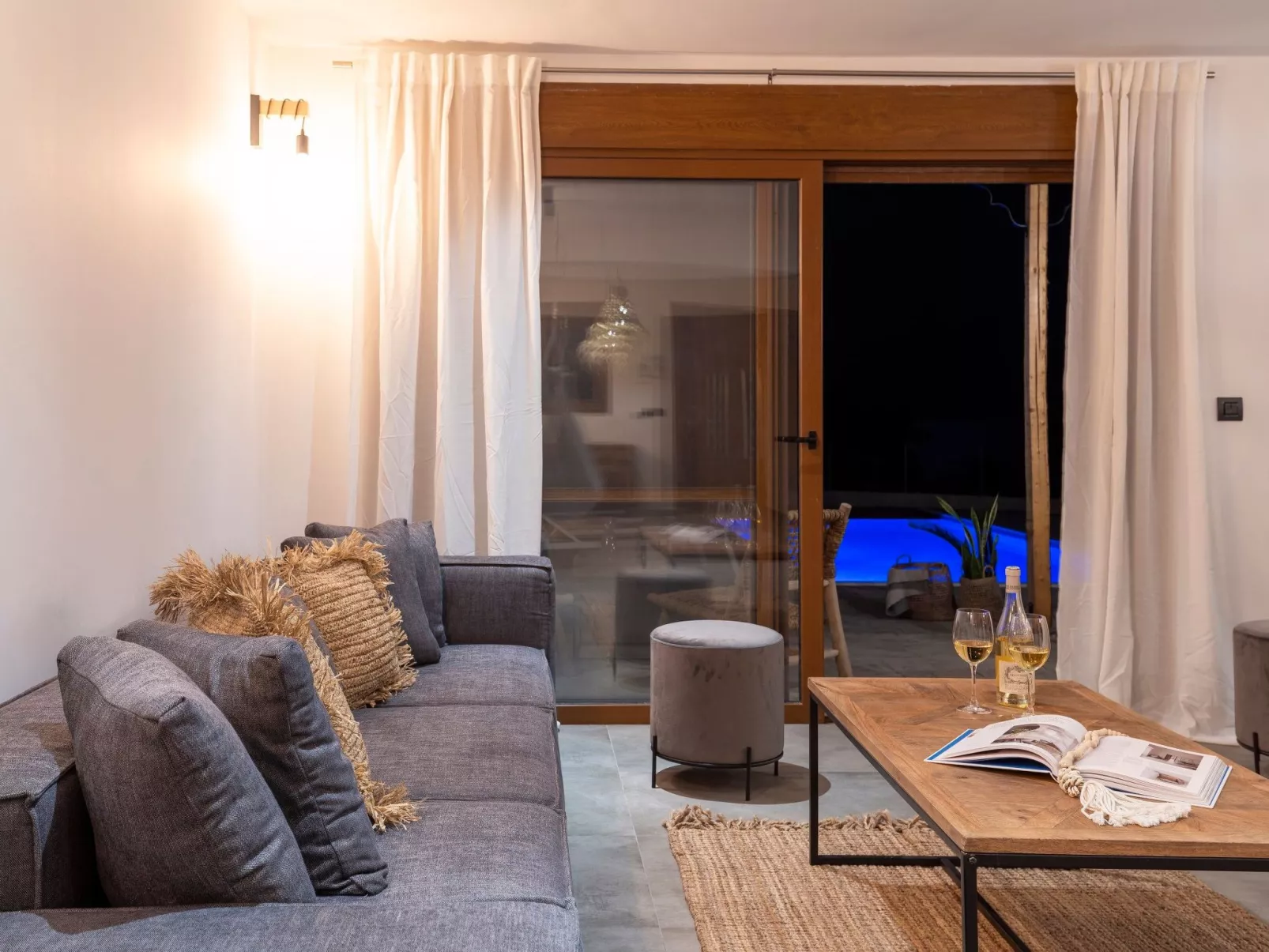 Haus in Afantou - Privater Parkplatz und Pool - Image-tags.info