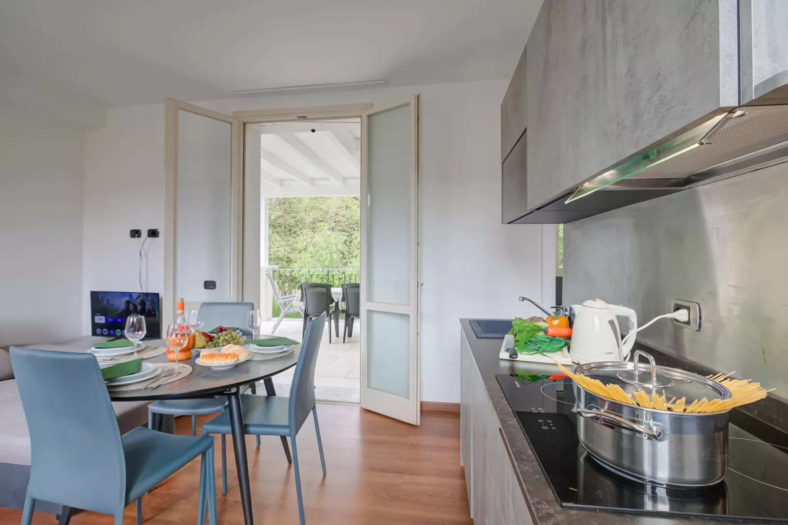 RESIDENCE PORTO LETIZIA - VILLAS-2BEDROOMS APT 6 PAX DELUXE 8218 - V2DL6 - Keuken