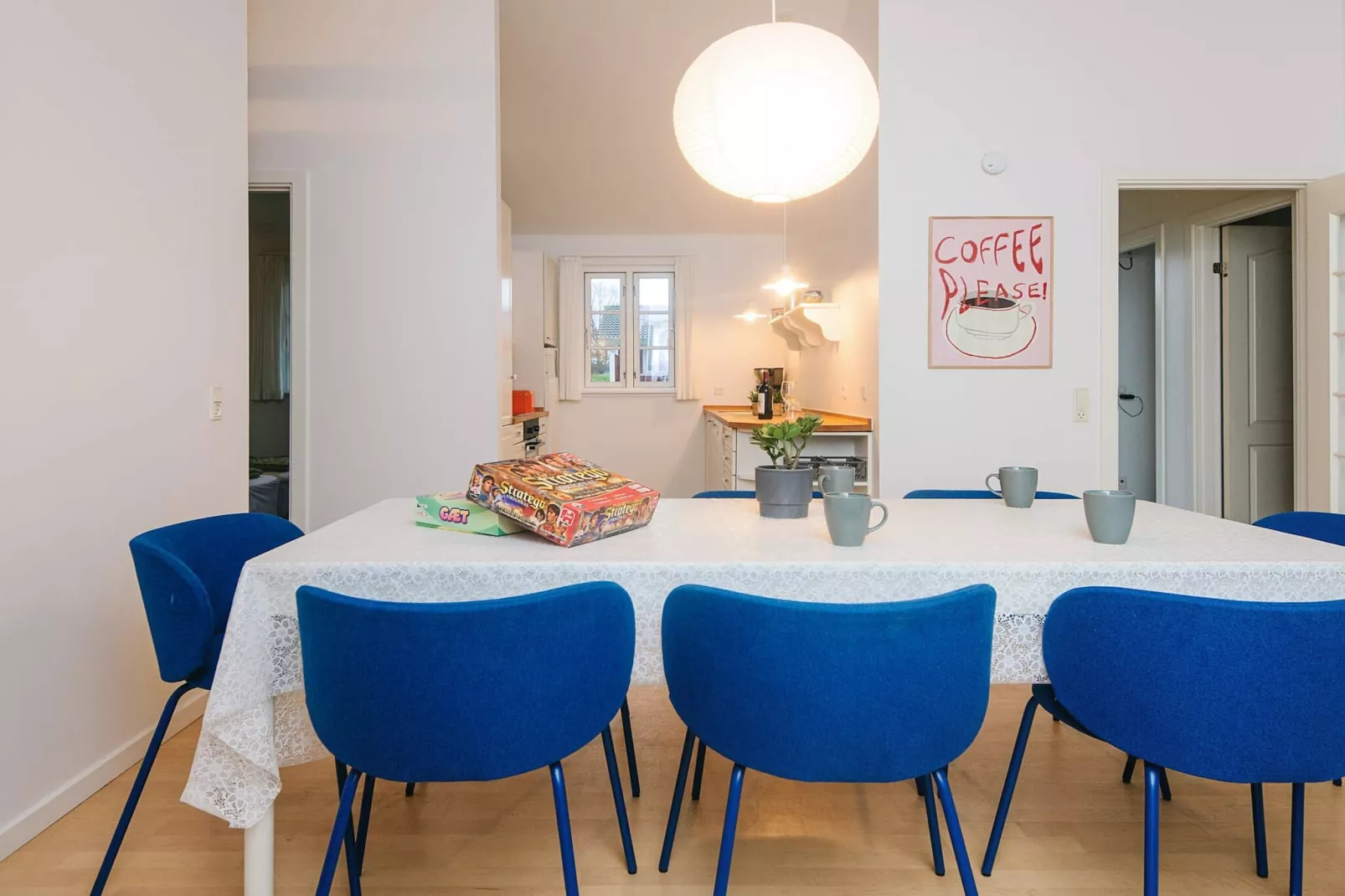 LØJT FERIECENTER-Binnen