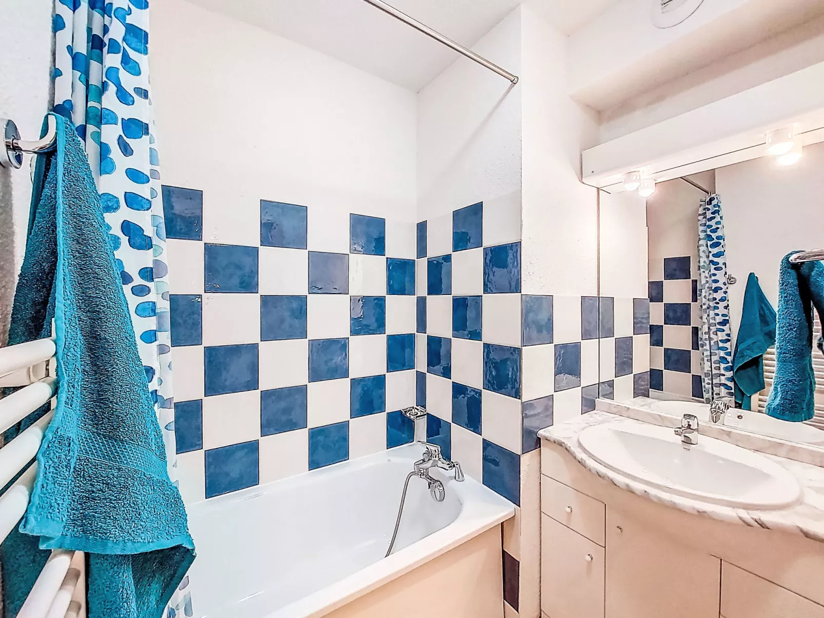 Bâtiment A - Binnen