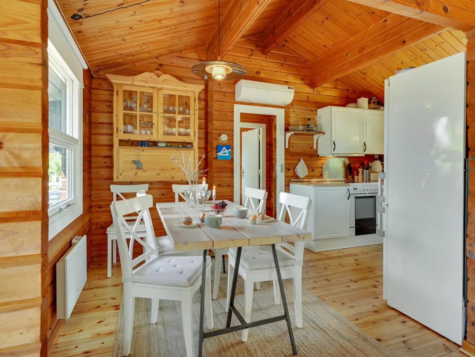 "Nahima" - 350m from the sea - Binnen