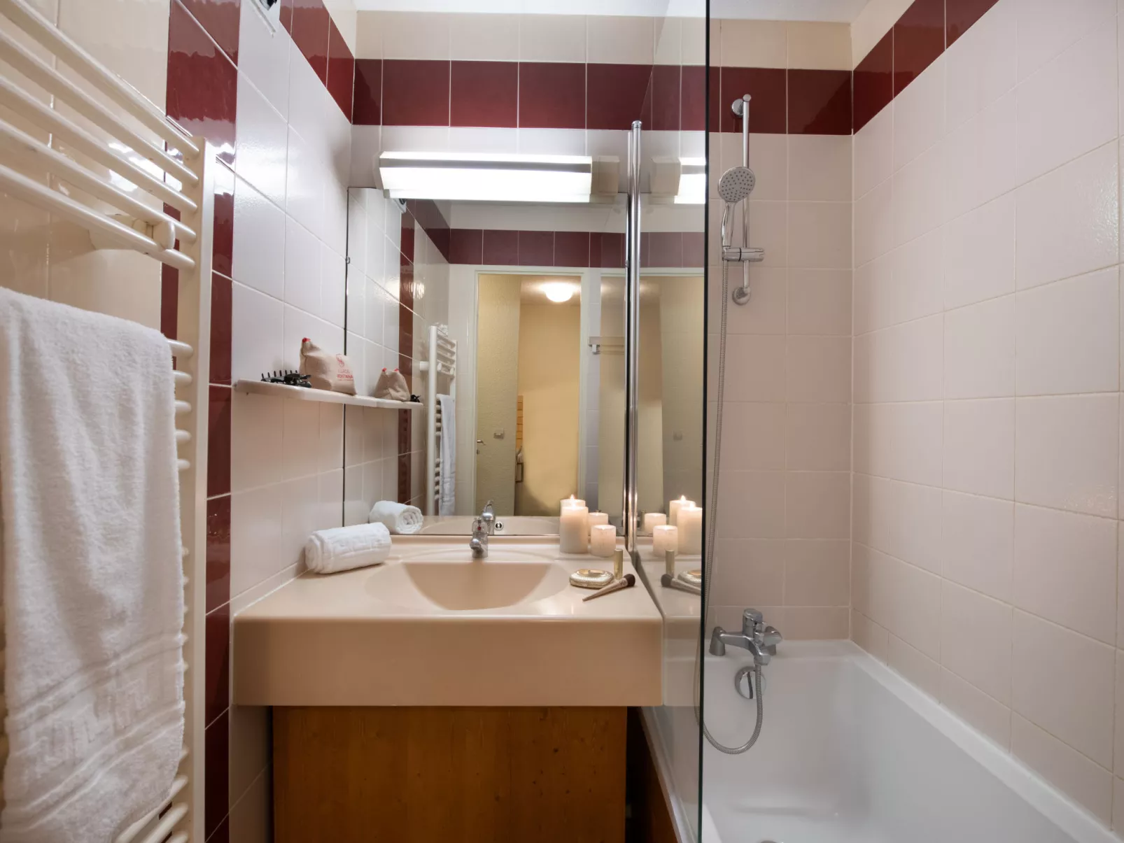 Le Cheval Blanc Classique-Binnen