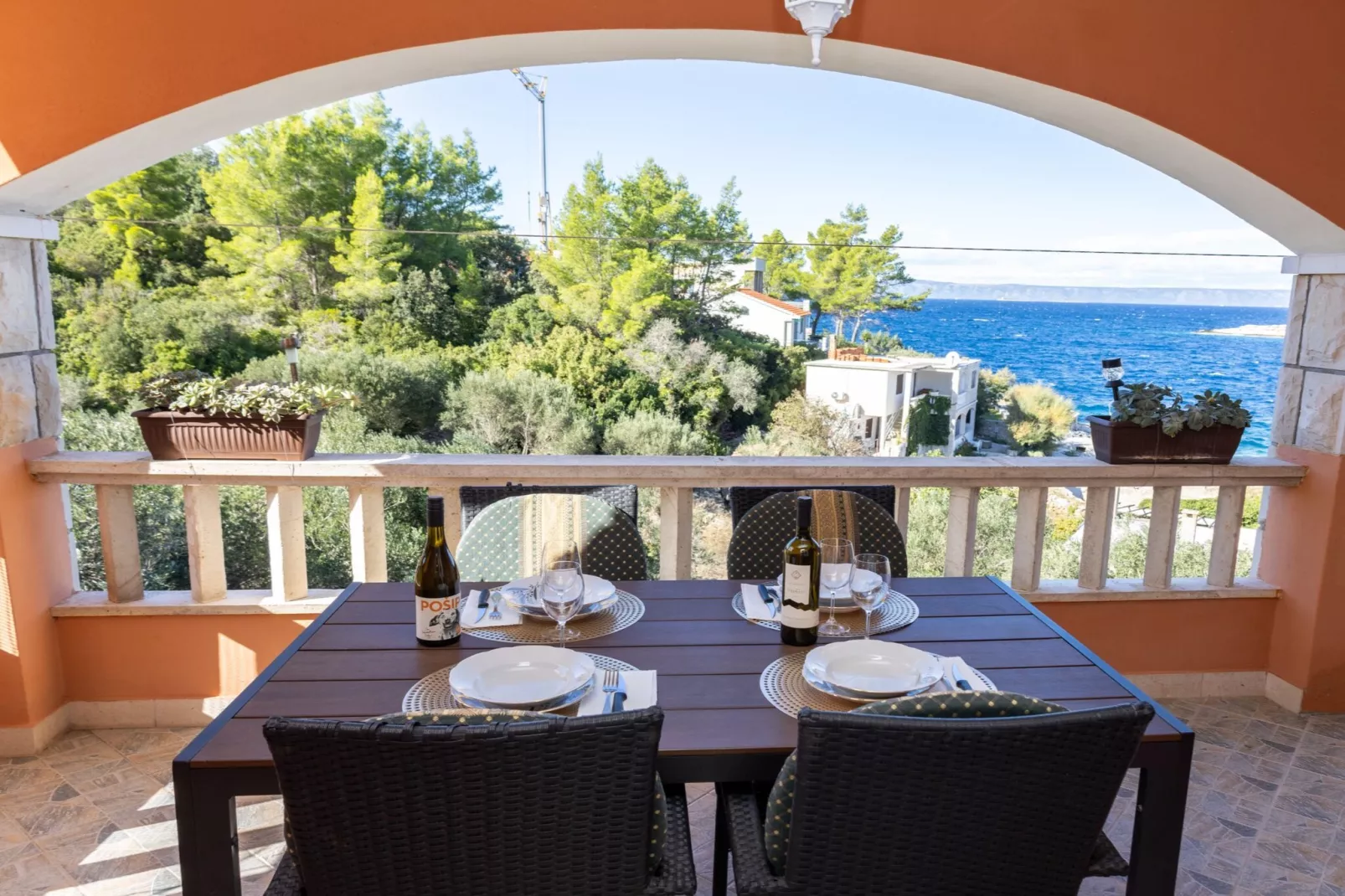 Apartments Sea Line - Two Bedroom Apartment with Terrace and Sea View-Eetkamer